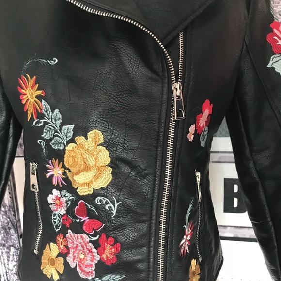 SOLD - Picture 3 of 8